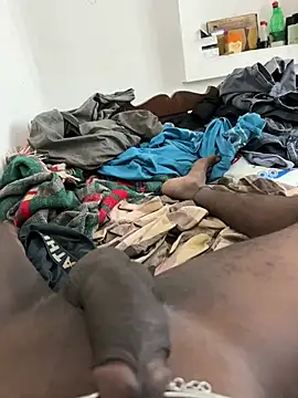 Snapshot of tamil000000 chatting on 2, 2, 2025 tamil000000 online show from 2, 2, 2025