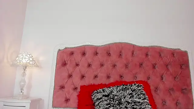 Snapshot of amberlitle chatting on 11, 9, 2025 amberlitle online show from 11, 9, 2025