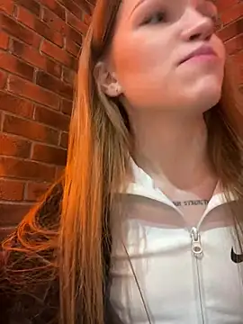 KitteCat online show from 4, 3, 2025