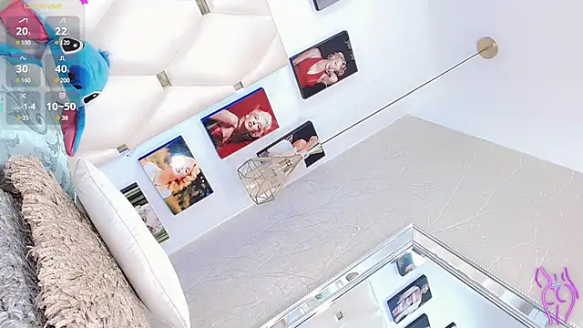 Niccolls Princess online show from 28, 2, 2025