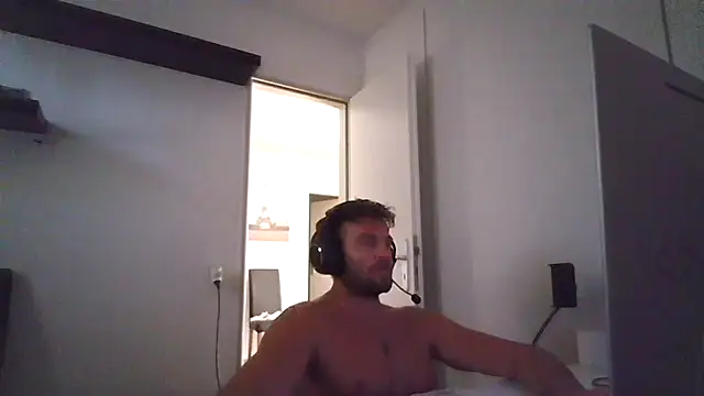 Snapshot of alpha-hunk chatting on 20, 7, 2026 alpha-hunk online show from 20, 7, 2026