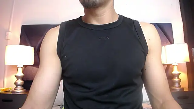 Snapshot of Sr_Magnus_ chatting on 5, 2, 2025 Sr Magnus online show from 5, 2, 2025