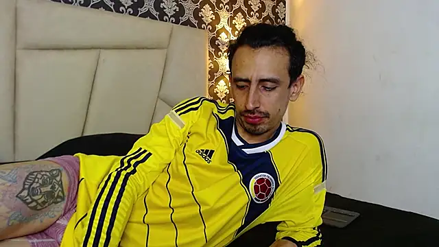 Snapshot of Sr_Magnus_ chatting on 11, 3, 2025 Sr Magnus online show from 11, 3, 2025