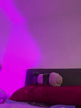 ariiel  online show from 2, 3, 2025