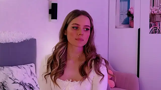 Snapshot of SIlviaBeyt chatting on 19, 1, 2025 SIlviaBeyt online show from 19, 1, 2025