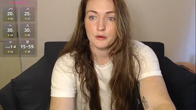 Snapshot of BustyBonnieUK chatting on 18, 9, 2025 BustyBonnieUK online show from 18, 9, 2025