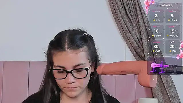 aurora divine online show from 22, 3, 2025