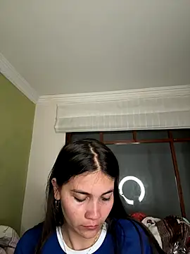 aurora divine online show from 16, 9, 2025