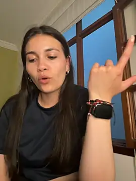 aurora divine online show from 19, 9, 2025