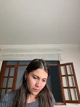 aurora divine online show from 25, 9, 2025