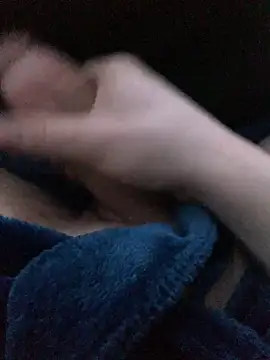 Snapshot of bigbeast19393 chatting on 8, 1, 2025 bigbeast19393 online show from 8, 1, 2025