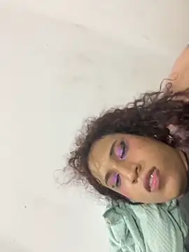 Snapshot of zahrivk1 chatting on 3, 12, 2024 zahrivk1 online show from 3, 12, 2024