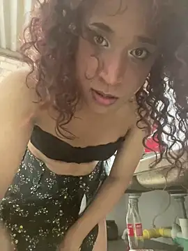 Snapshot of zahrivk1 chatting on 10, 12, 2024 zahrivk1 online show from 10, 12, 2024