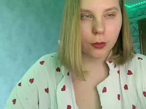 Snapshot of Thalia__Star chatting on 13, 3, 2025 Thalia Star online show from 13, 3, 2025