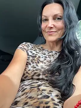 -OLYA- online show from 17, 9, 2025