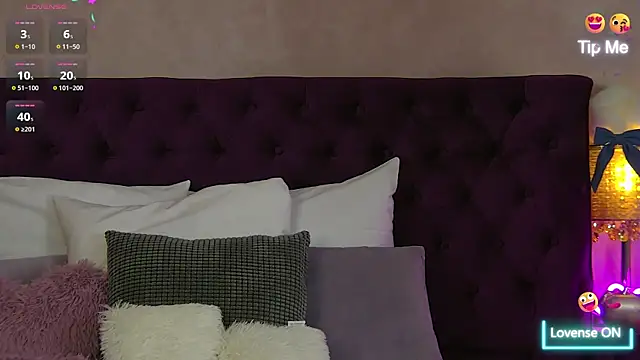 Snapshot of MazeSin chatting on 3, 2, 2025 MazeSin online show from 3, 2, 2025