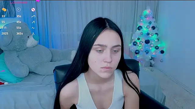 Snapshot of CooperAllana chatting on 8, 1, 2025 CooperAllana online show from 8, 1, 2025