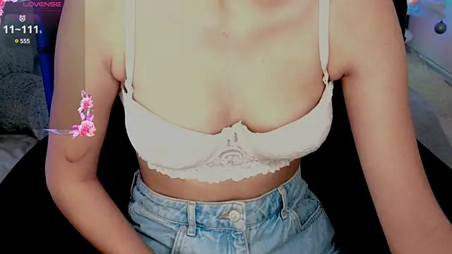 Snapshot of CooperAllana chatting on 16, 1, 2025 CooperAllana online show from 16, 1, 2025