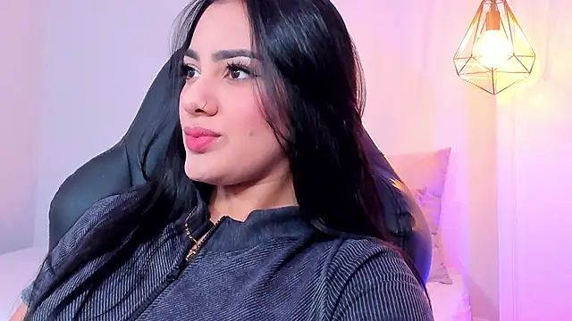 Snapshot of mallie_quinn chatting on 20, 12, 2024 mallie quinn online show from 20, 12, 2024