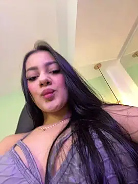 Snapshot of mallie_quinn chatting on 28, 12, 2024 mallie quinn online show from 28, 12, 2024