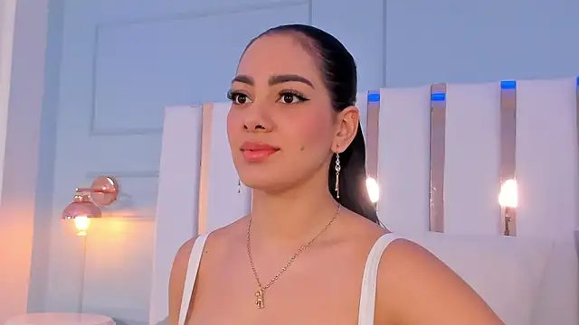 Snapshot of mallie_quinn chatting on 8, 1, 2026 mallie quinn online show from 8, 1, 2026