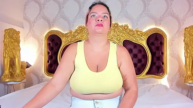 KendralHolson online show from 28, 11, 2025