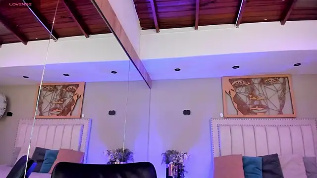 ebbafernandez  online show from 19, 4, 2026