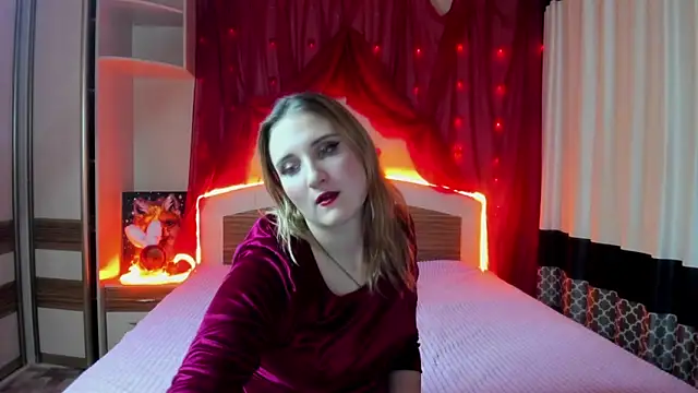 Miss Elsa  online show from 14, 12, 2025