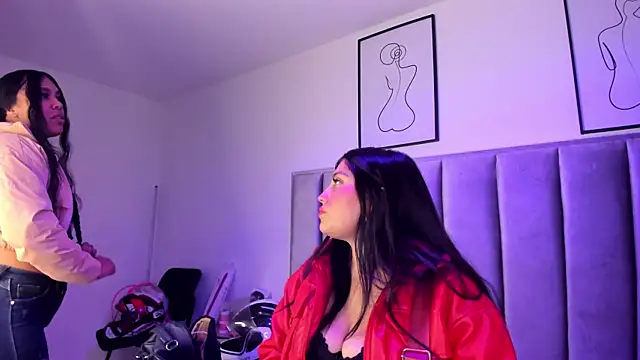 Laiia Page online show from 17, 12, 2025