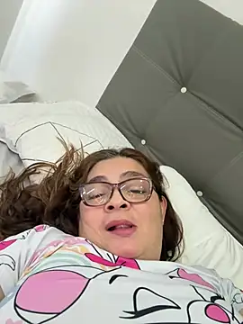 AntonellaAlondra4 online show from 18, 1, 2026