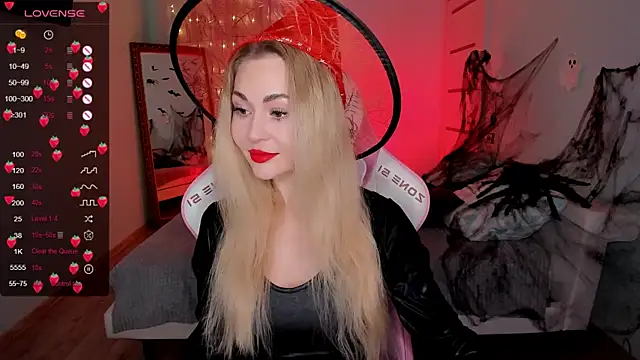 AdeleRoberts online show from 30, 10, 2025