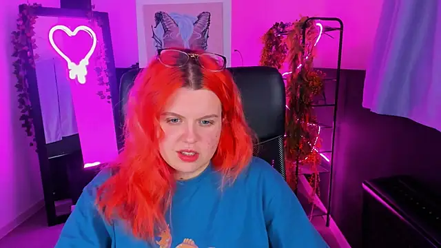 NielletaBlossom online show from 30, 12, 2024