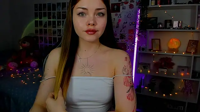 Snapshot of AkiraKatsu chatting on 17, 10, 2025 AkiraKatsu online show from 17, 10, 2025