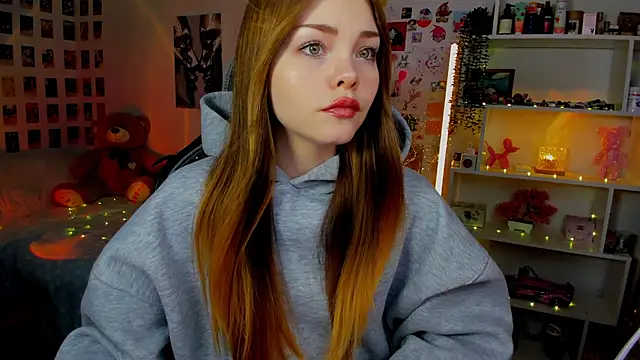 Snapshot of AkiraKatsu chatting on 21, 11, 2025 AkiraKatsu online show from 21, 11, 2025