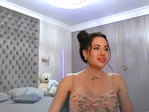 TianaPosh online show from 17, 2, 2025