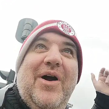 Snapshot of thetobmaster200 chatting on 26, 10, 2025 thetobmaster200 online show from 26, 10, 2025