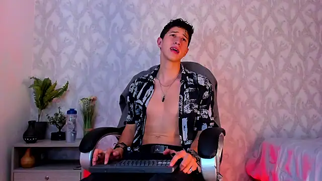 Dorianmistery2322  online show from 17, 1, 2025