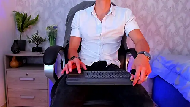 Dorianmistery2322  online show from 31, 1, 2025