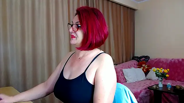 Snapshot of EdithCharm chatting on 24, 11, 2025 EdithCharm online show from 24, 11, 2025