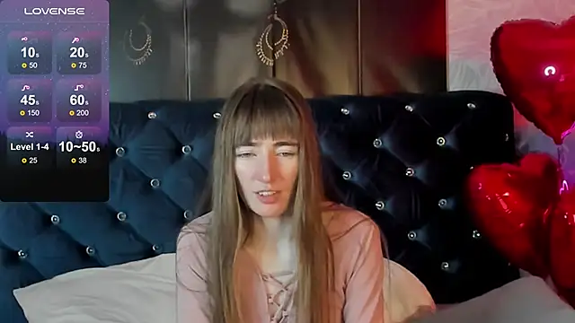 MillicentFarrell online show from 2, 2, 2025