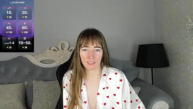 MillicentFarrell online show from 7, 2, 2025