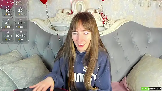 MillicentFarrell online show from 19, 2, 2025