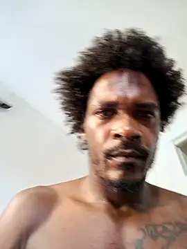 Snapshot of pikolo97 chatting on 31, 10, 2025 pikolo97 online show from 31, 10, 2025