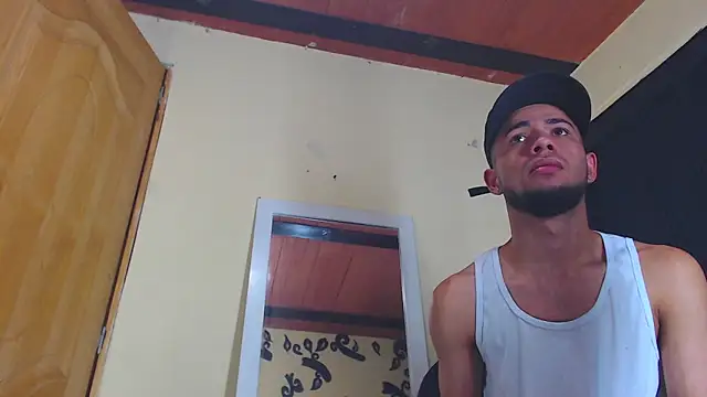 Snapshot of jhon_ath chatting on 20, 11, 2025 jhon ath online show from 20, 11, 2025