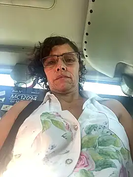 MireyaTorresGu online show from 7, 1, 2026