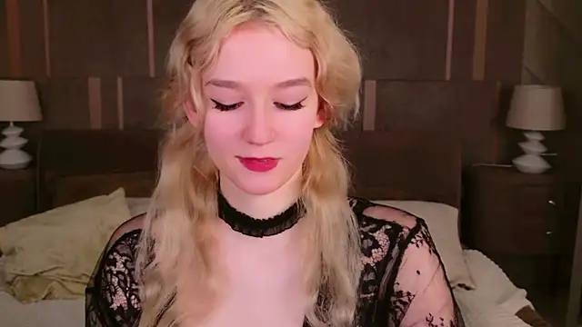 Snapshot of NaomiLoys chatting on 24, 2, 2025 NaomiLoys online show from 24, 2, 2025