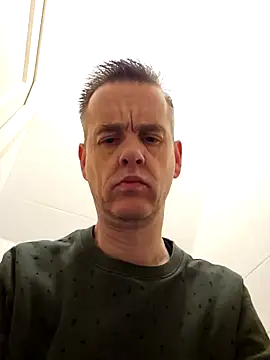 Hectorthyssen1 online show from 6, 1, 2025