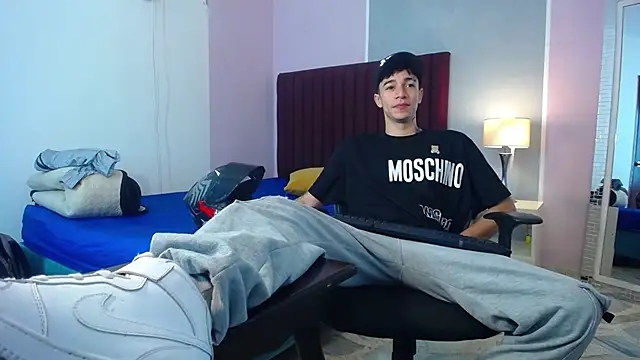 Zacktk7 online show from 4, 1, 2025