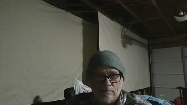 Snapshot of 69vivian chatting on 13, 12, 2024 69vivian online show from 13, 12, 2024