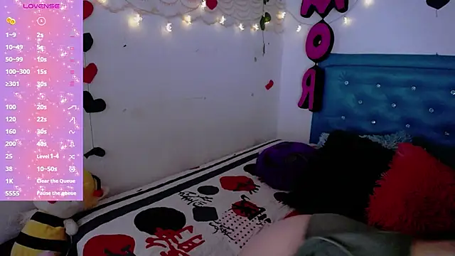 zarquita99 online show from 26, 2, 2025